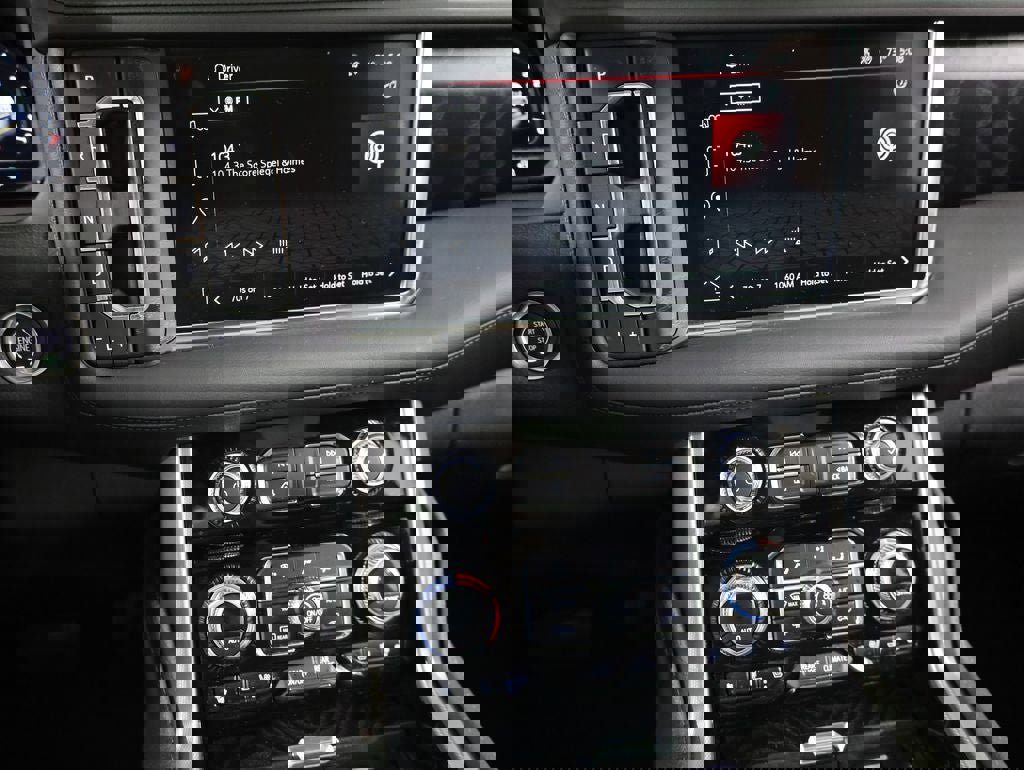 Used 2023 GMC Yukon Denali image 14