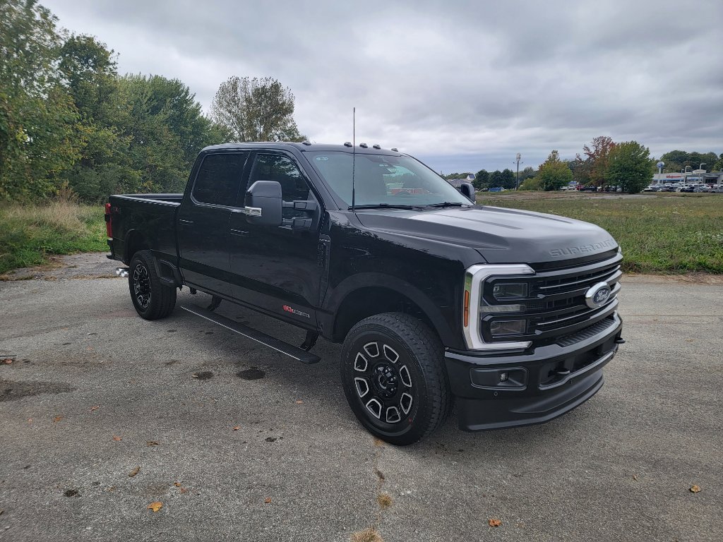 New 2026 Ford F350 Platinum image 3