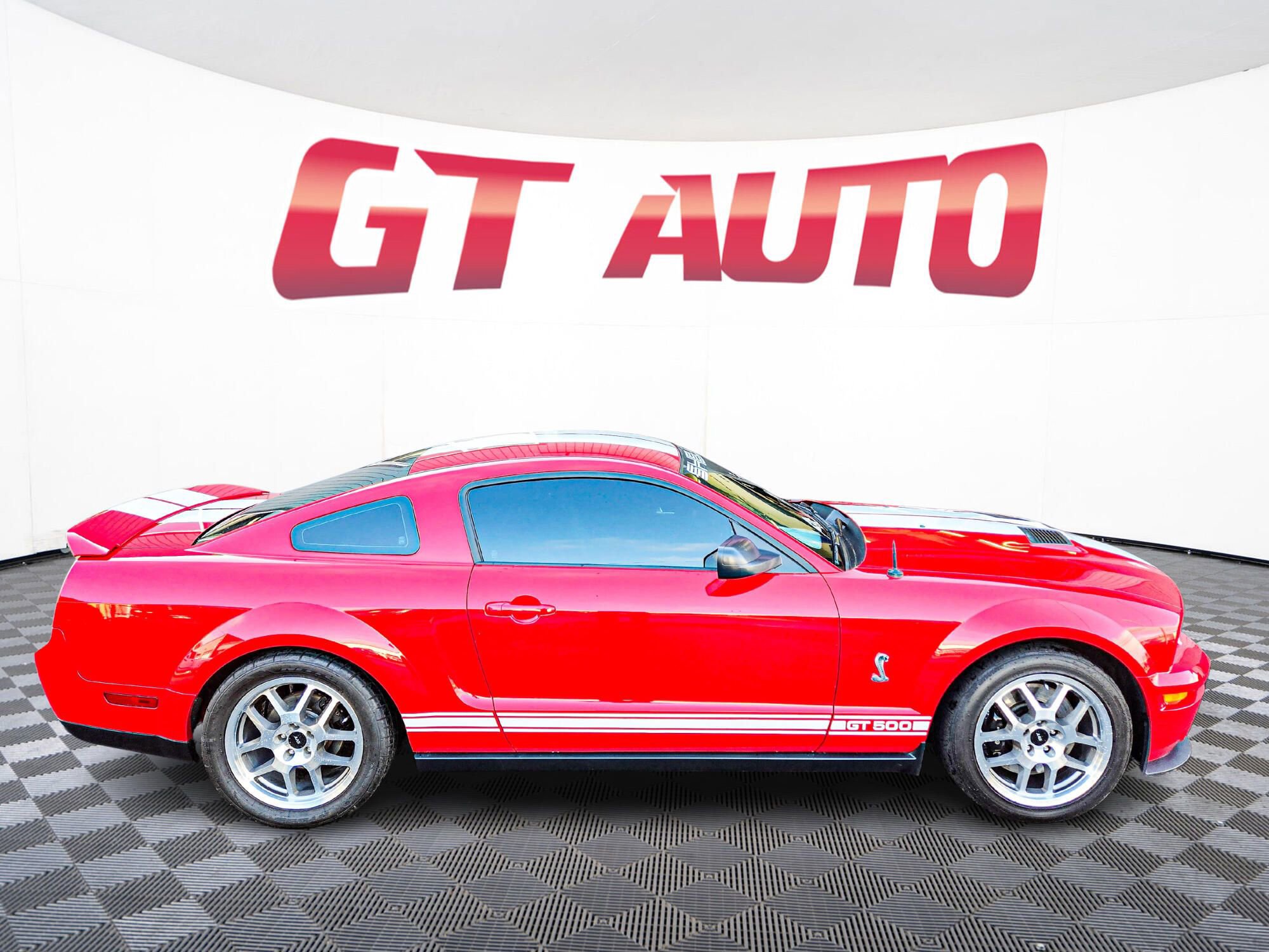 Used 2007 Ford Mustang Shelby GT500 RWD image 8