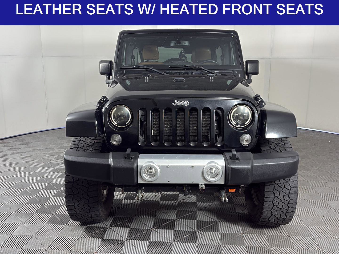 Used 2015 Jeep Wrangler Unlimited Sahara w/ Connectivity Group image 4