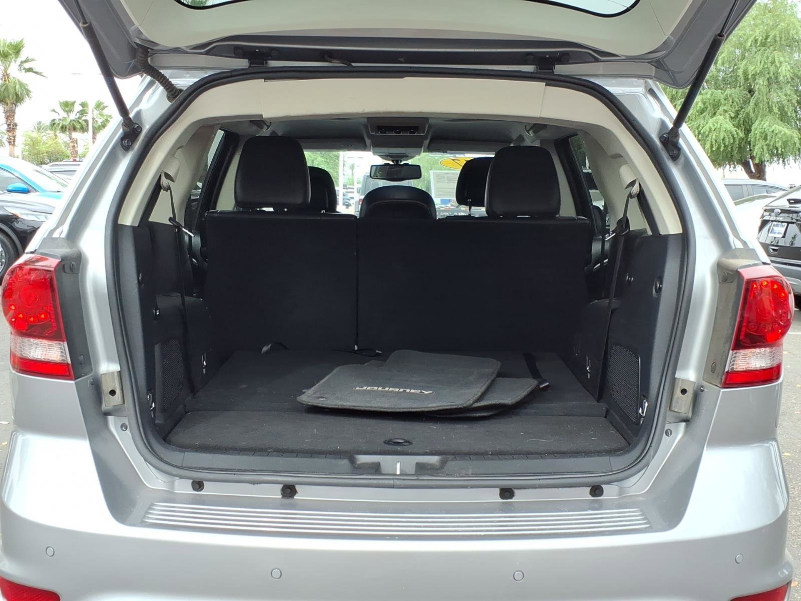 Used 2017 Dodge Journey Crossroad image 10