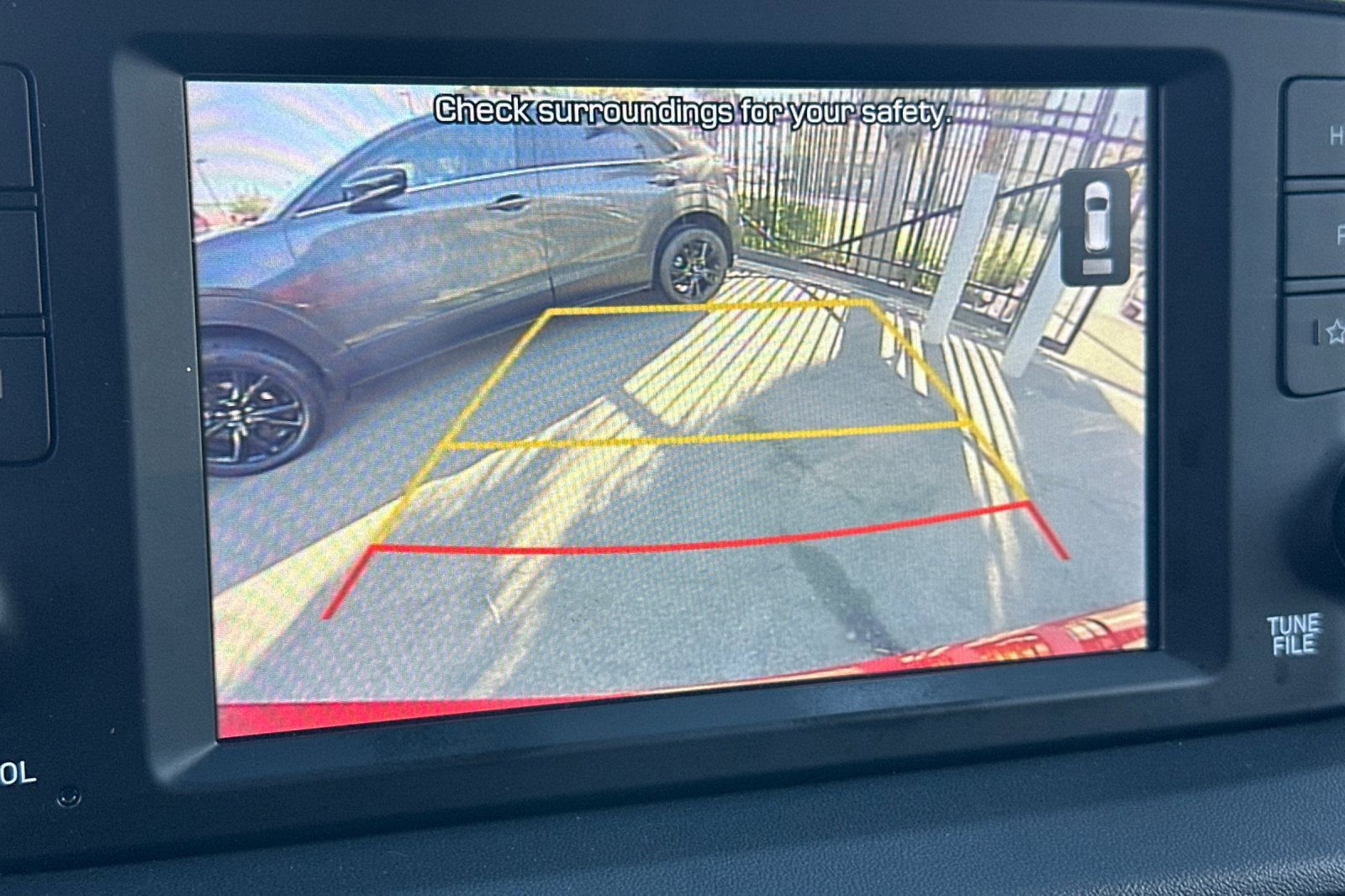 Used 2020 Hyundai Santa Fe SEL w/ Convenience Package image 20