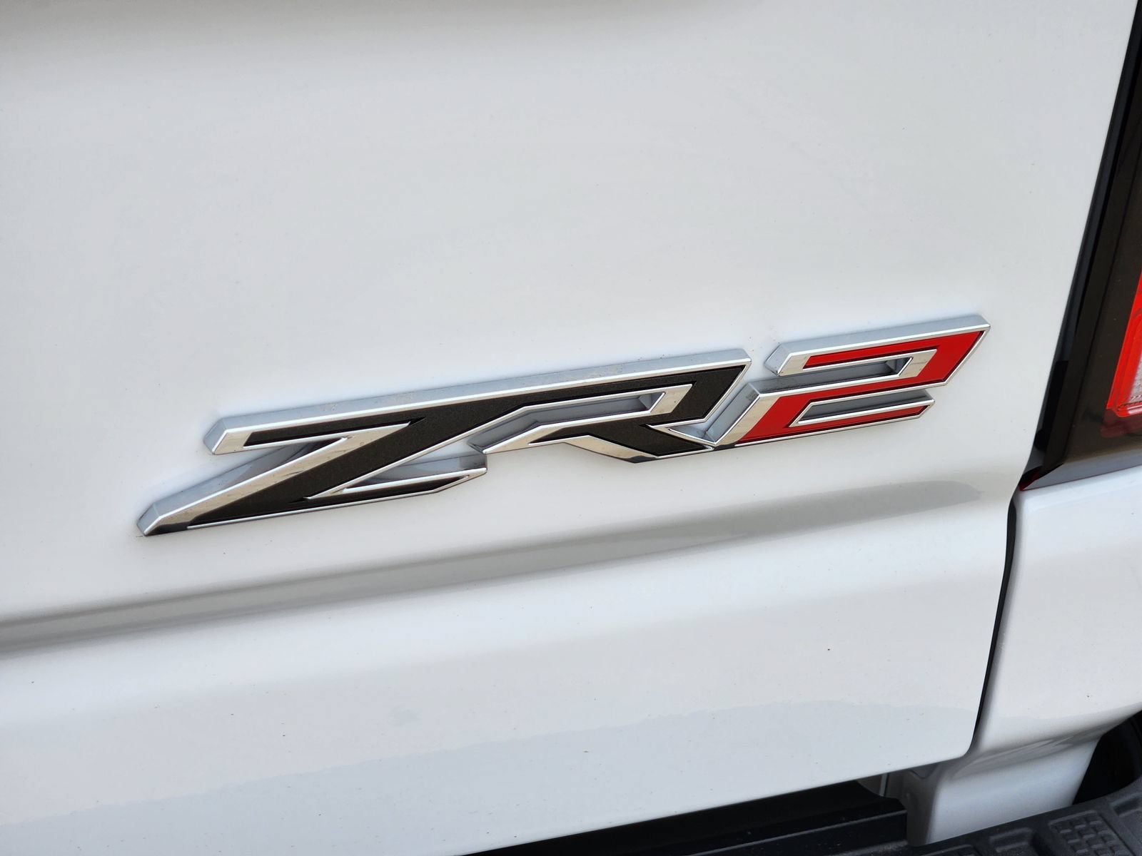 New 2026 Chevrolet Silverado 2500 ZR2 AWD/4WD image 12