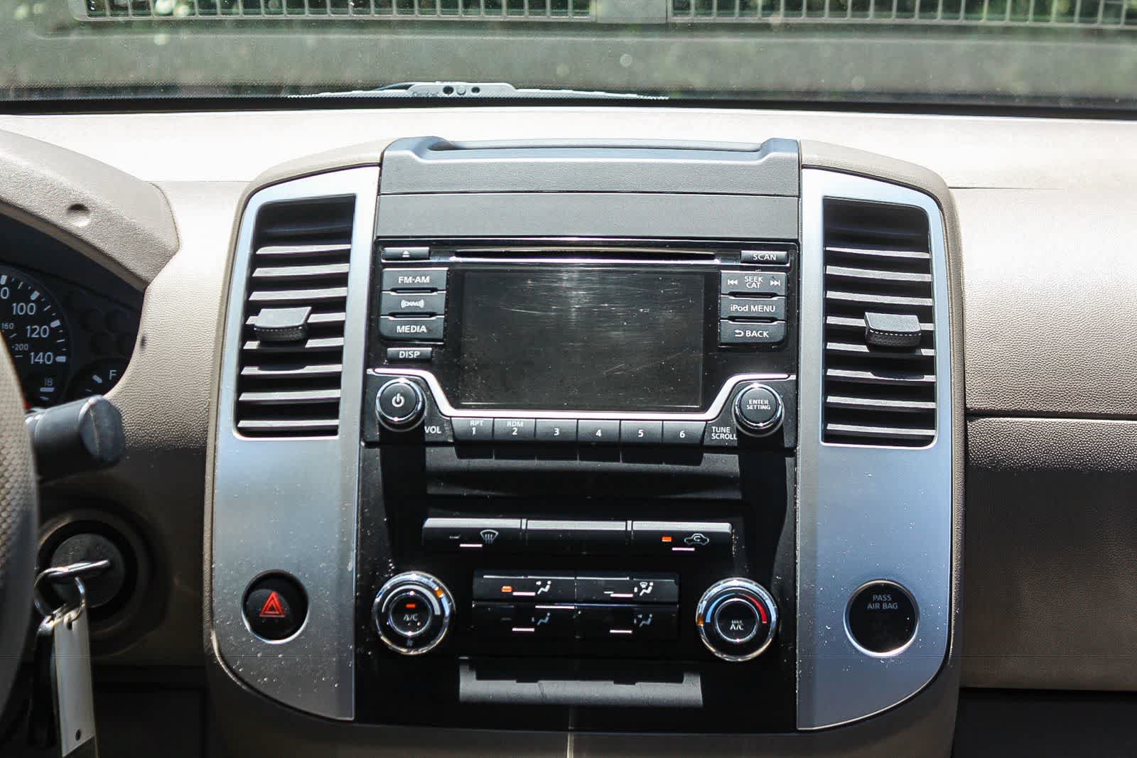 Used 2017 Nissan Frontier SV RWD image 17