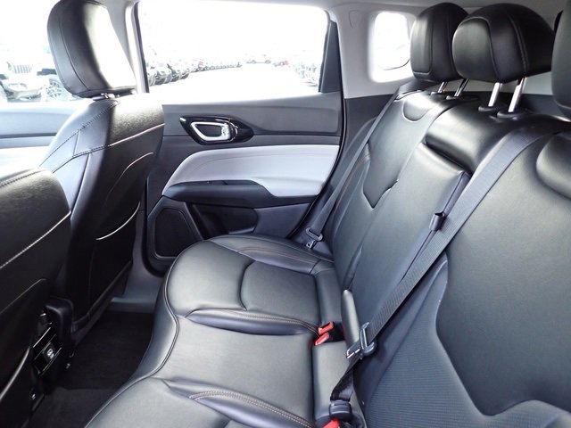 Certified 2022 Jeep Compass Limited image 14