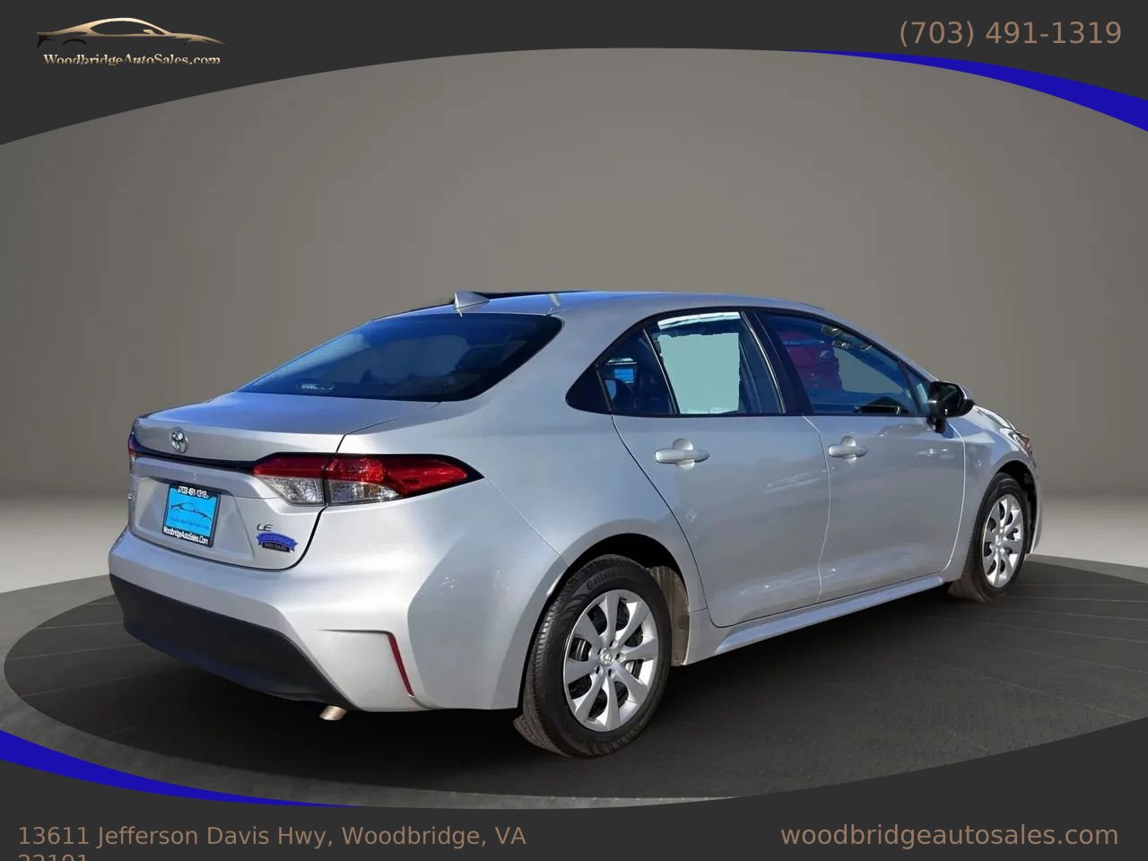 Used 2024 Toyota Corolla LE FWD image 5