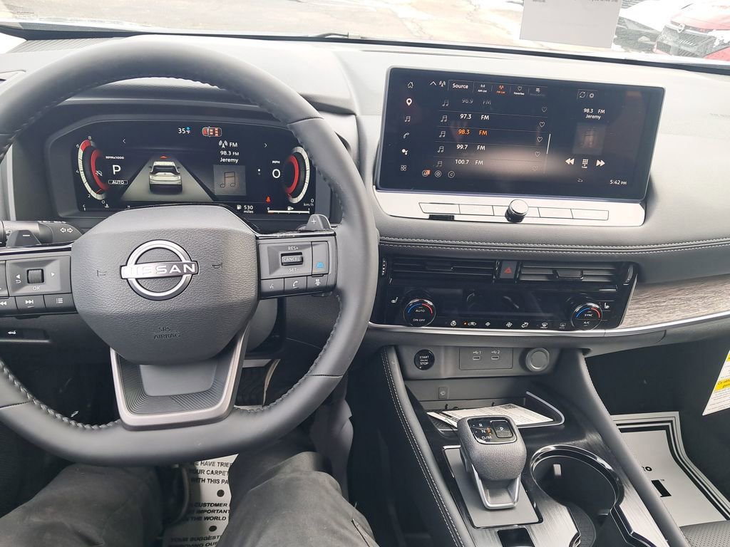 New 2026 Nissan Rogue Platinum image 13