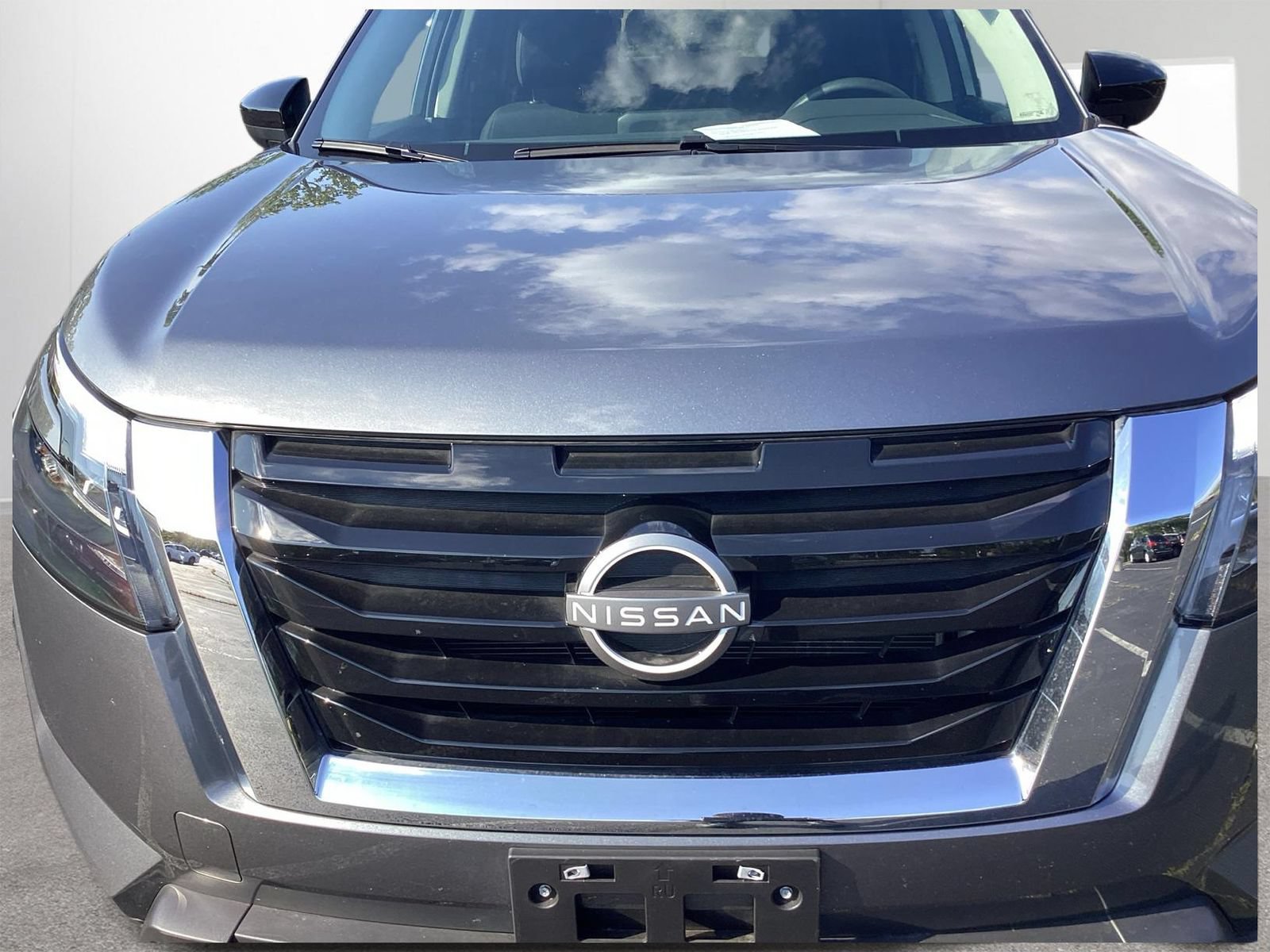 Used 2024 Nissan Pathfinder S AWD/4WD image 24