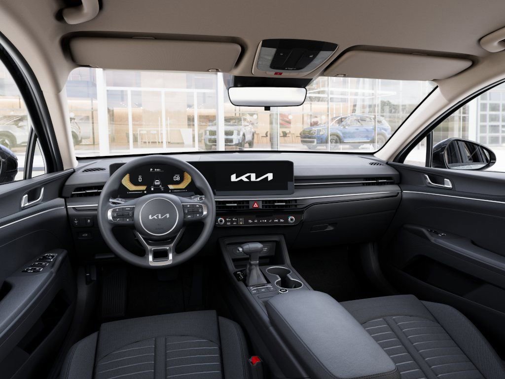 Used 2026 Kia K5 LXS image 14