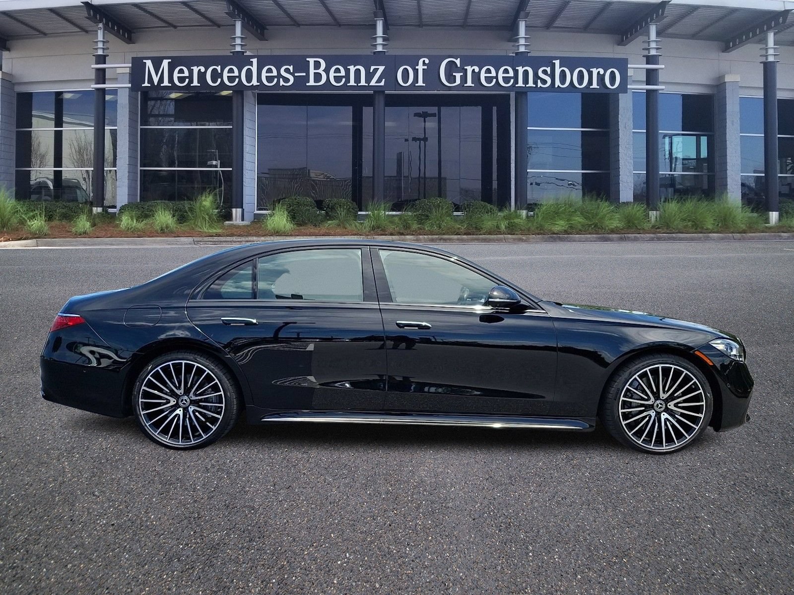 Certified 2023 Mercedes-Benz S 580 4MATIC Sedan image 7