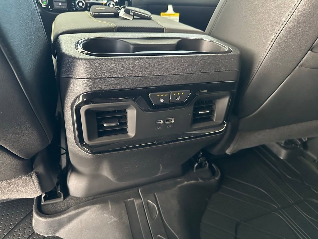 New 2026 Chevrolet Silverado 1500 ZR2 image 21