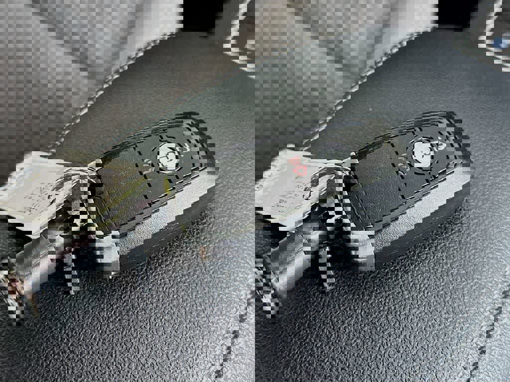 Certified 2020 Ford Escape SE image 21