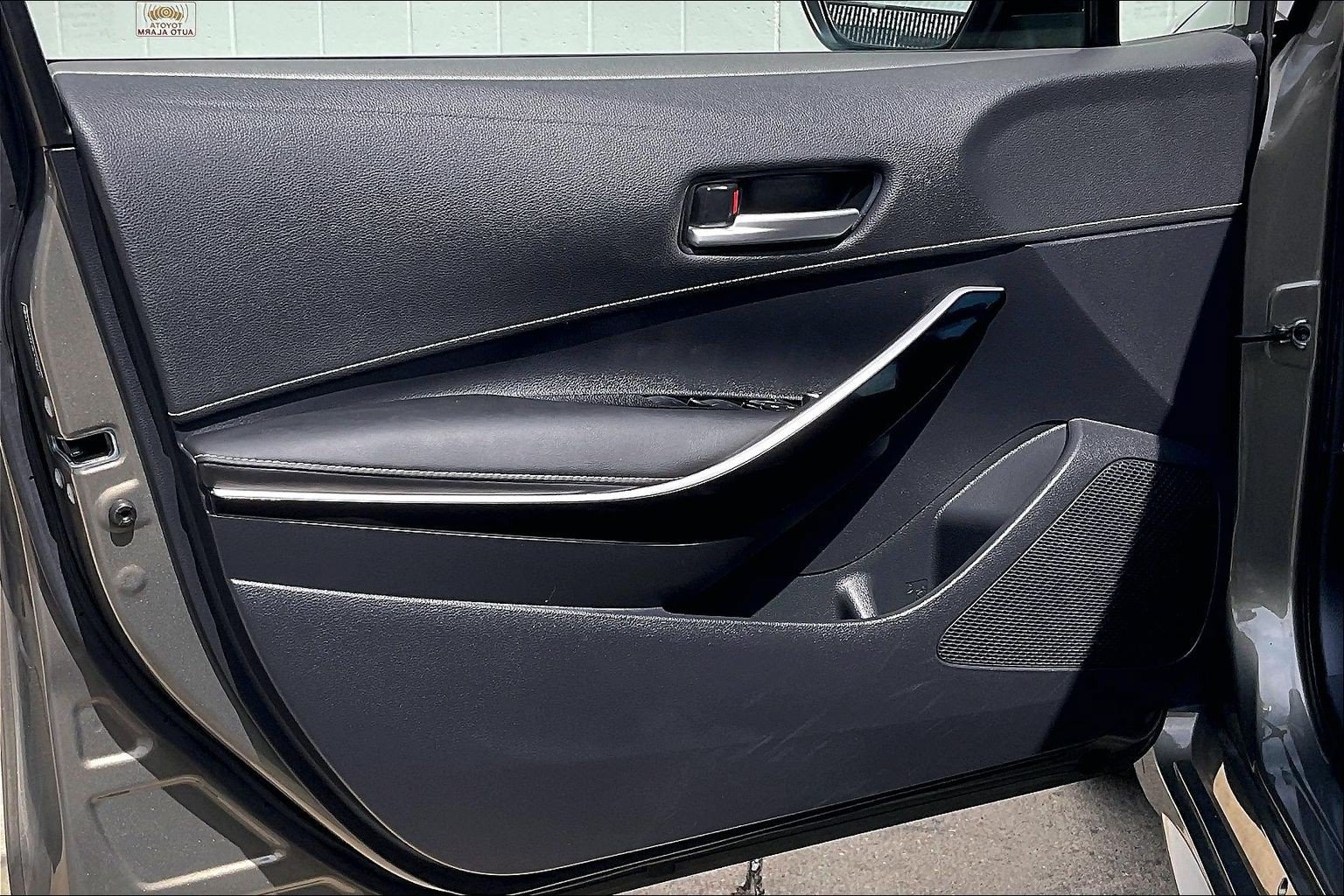 Used 2019 Toyota Corolla XSE FWD image 27