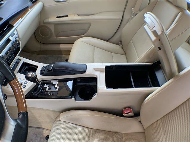 Used 2014 Lexus ES 300h w/ Premium Package w/Bamboo Trim FWD image 21