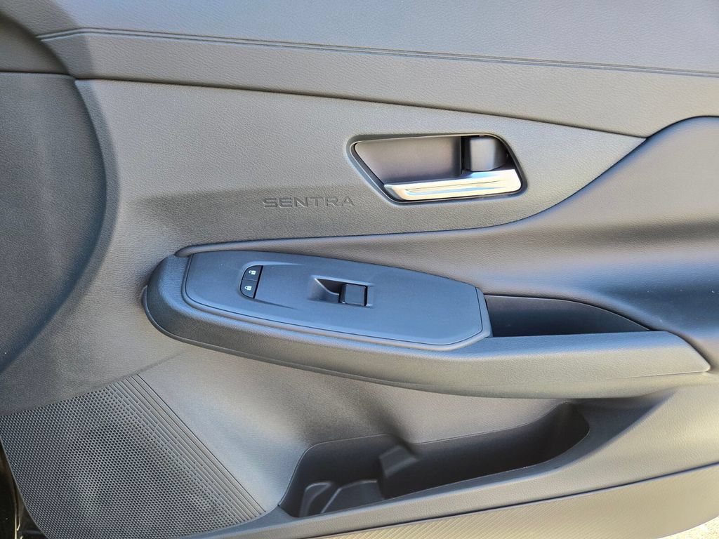 New 2026 Nissan Sentra SV w/ SV Convenience Package FWD image 27