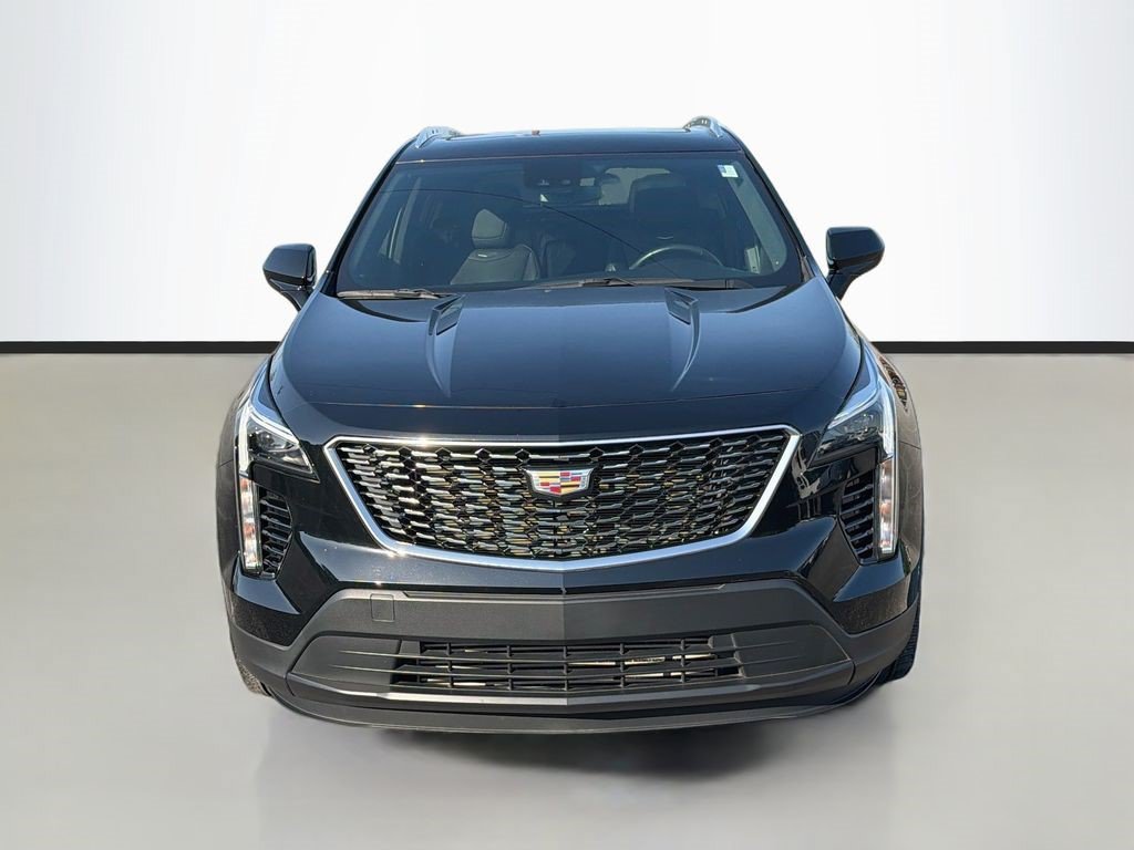 Certified 2023 Cadillac XT4 Luxury w/ Cold Weather Package AWD/4WD image 2