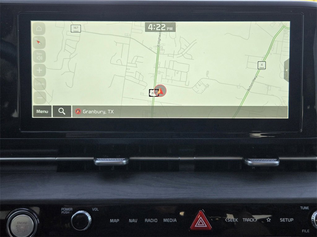 Used 2023 Kia Carnival EX image 15