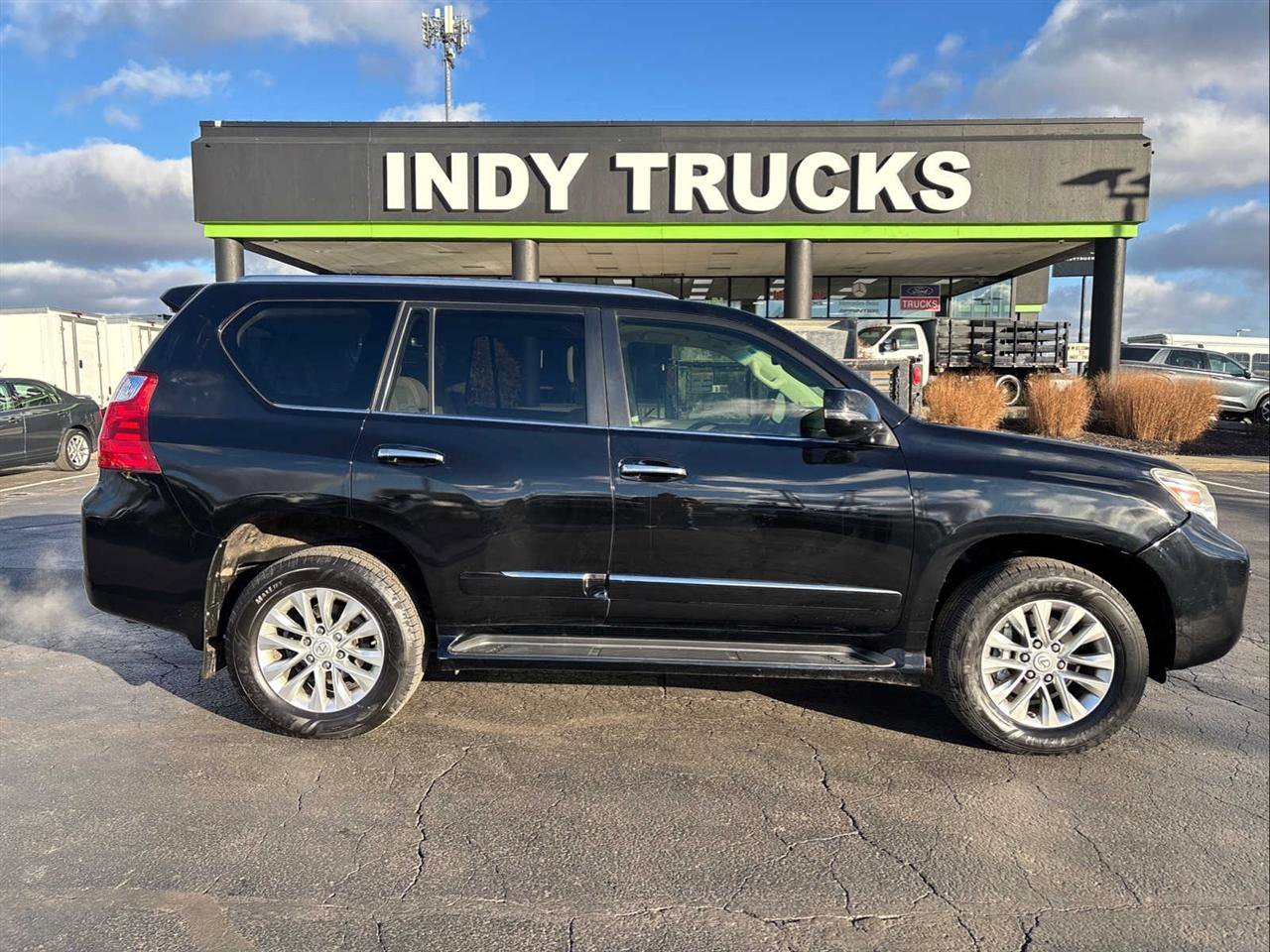 Used 2013 Lexus GX 460 w/ Comfort Plus Pkg AWD/4WD image 2