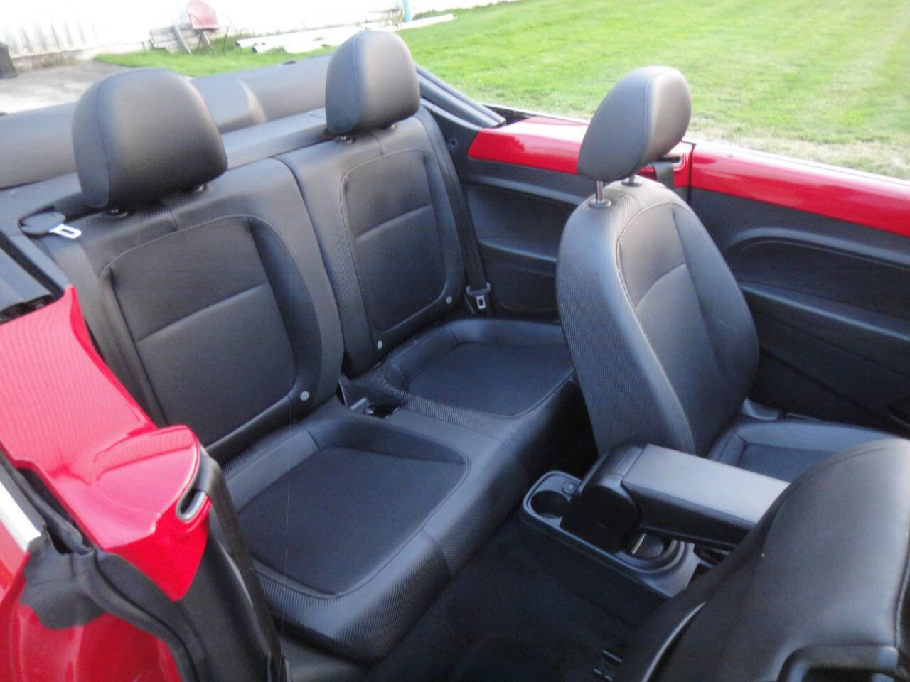 Used 2016 Volkswagen Beetle 1.8T S image 9