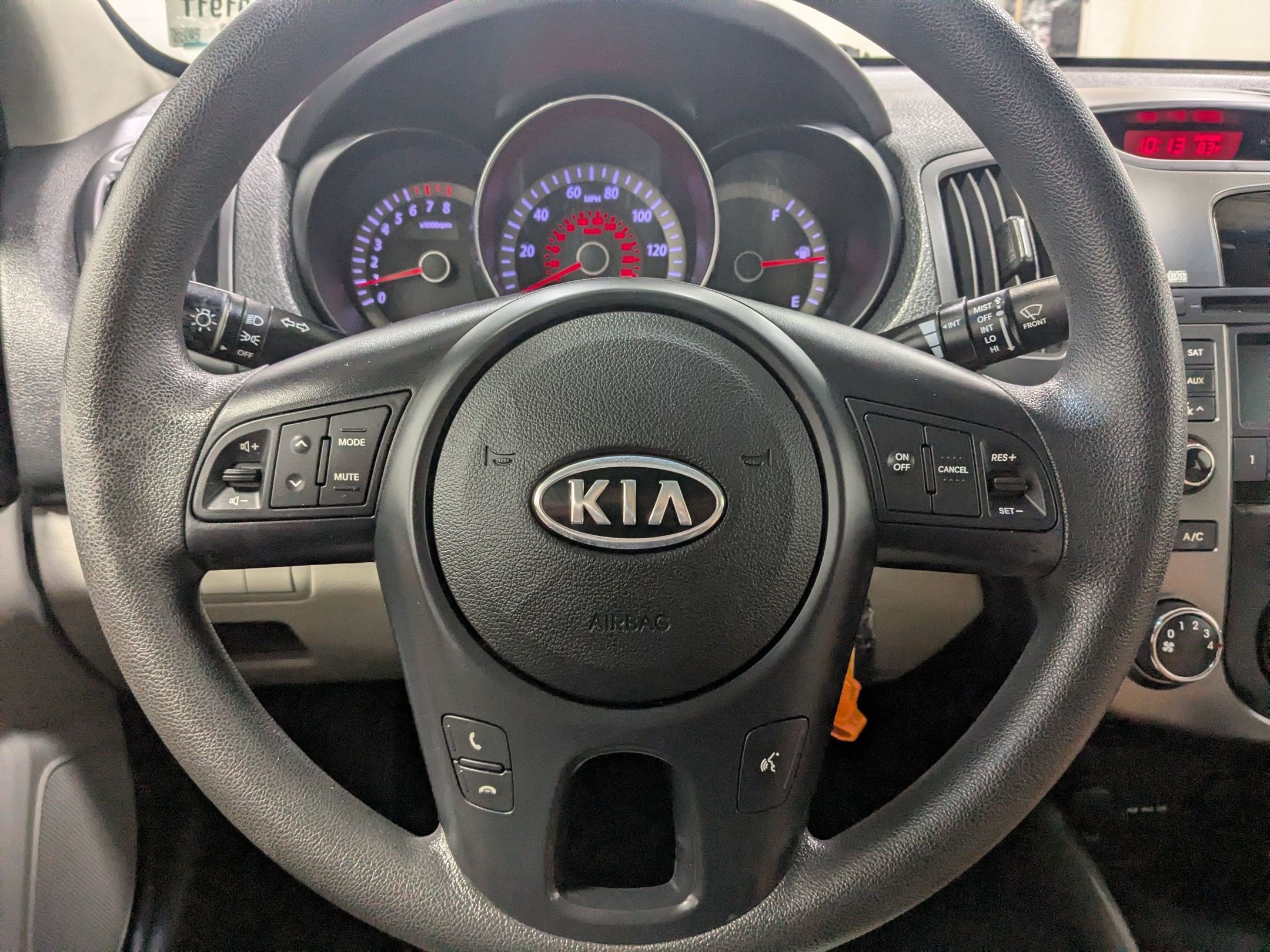 Used 2013 Kia Forte EX w/ Fuel Economy Pkg FWD image 13