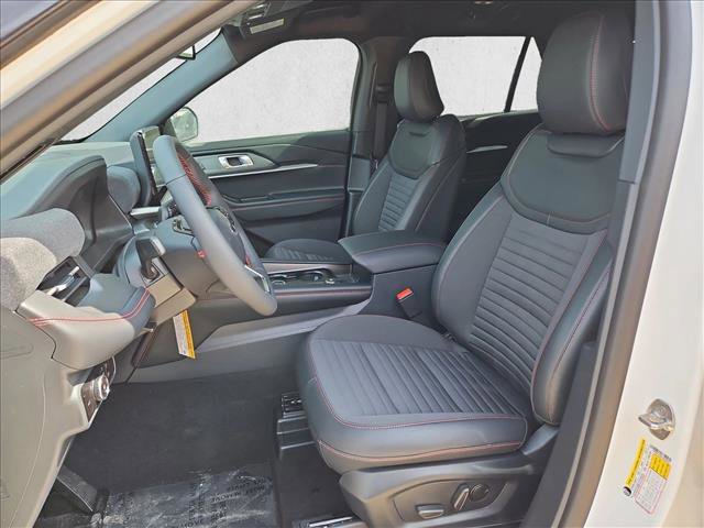 New 2026 Ford Explorer ST-Line w/ Premium Package image 4