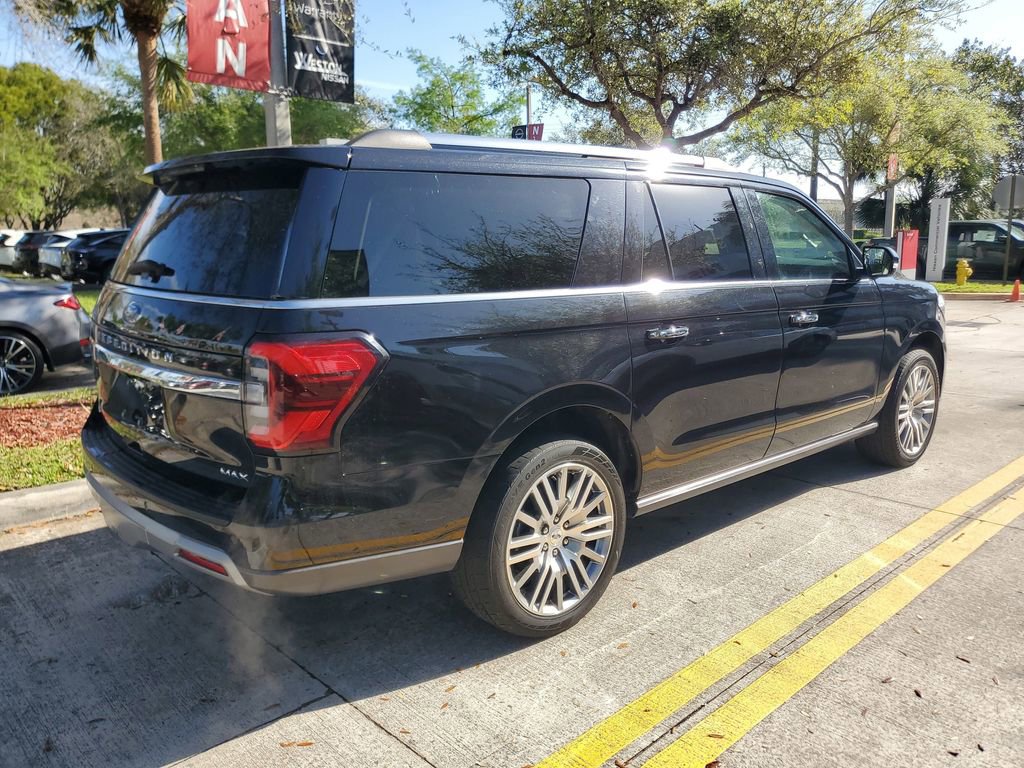 Used 2024 Ford Expedition Max Limited AWD/4WD image 6