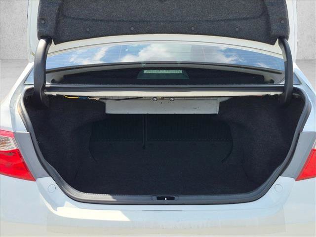 Used 2016 Toyota Camry SE FWD image 7