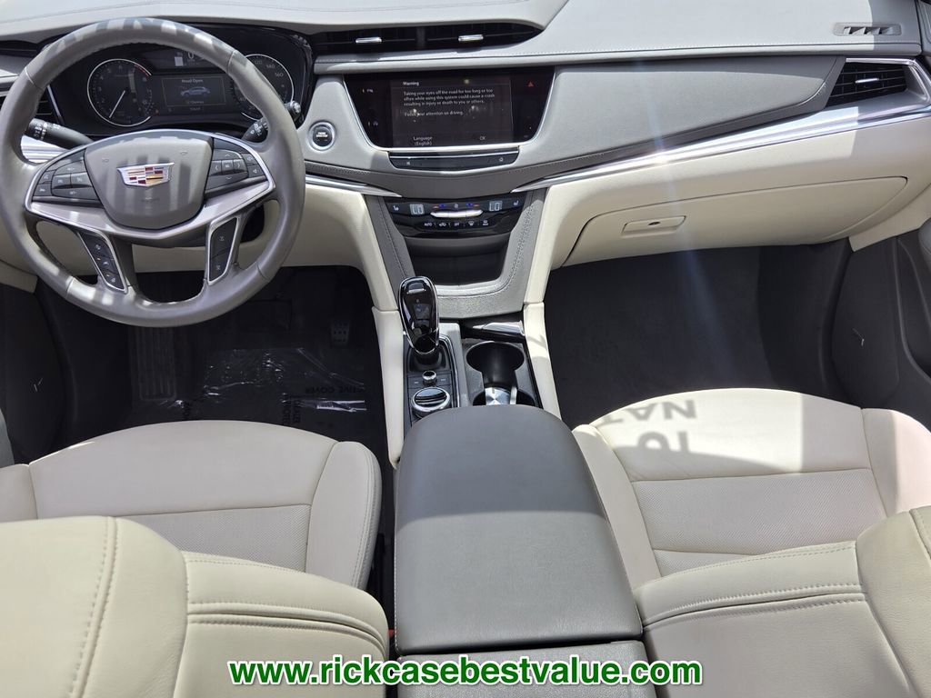Used 2024 Cadillac XT5 Premium Luxury FWD image 12