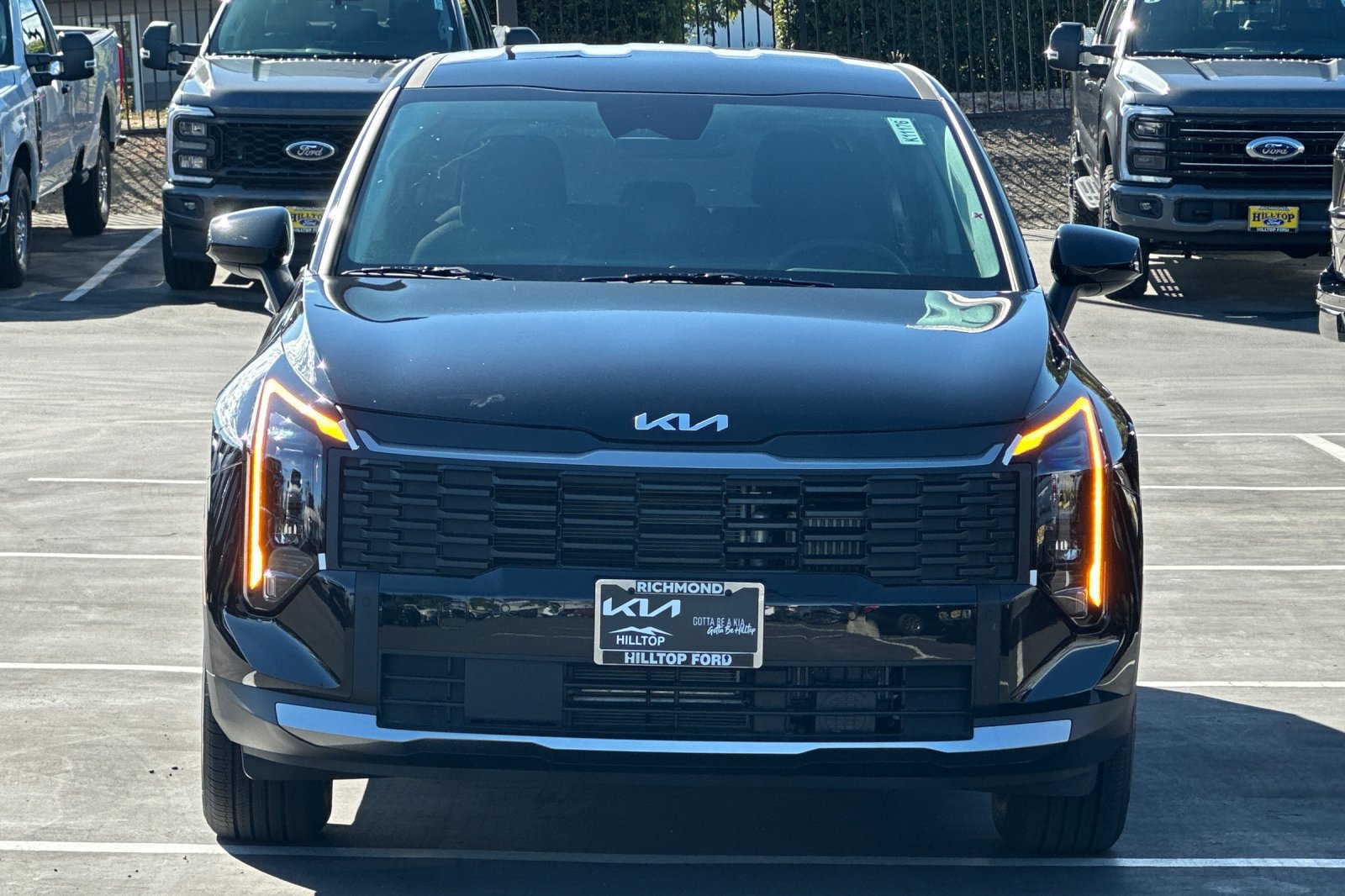 New 2027 Kia Sportage LX FWD image 9