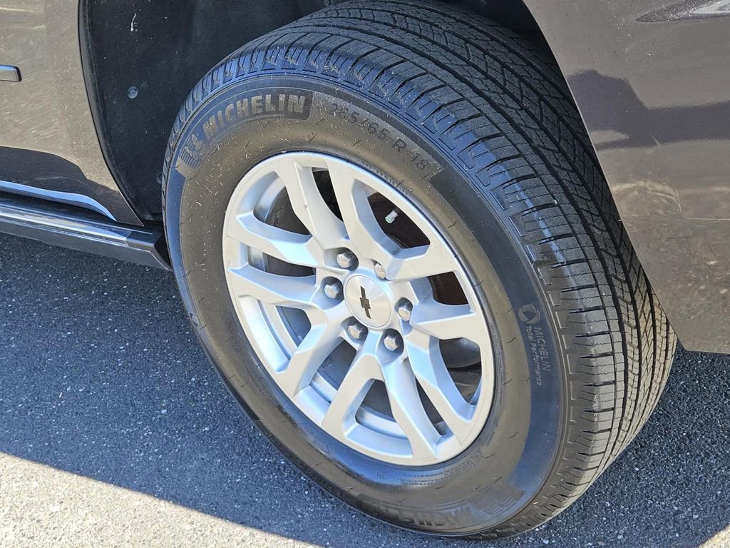 Used 2018 Chevrolet Tahoe Premier RWD image 9