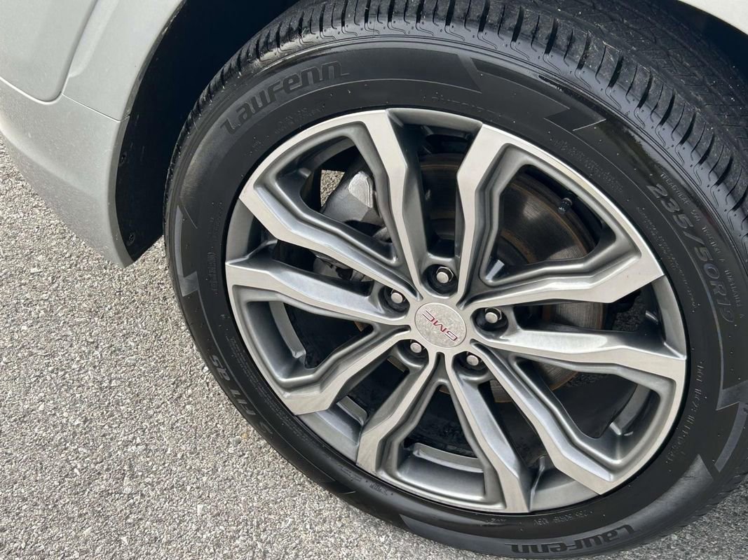 Used 2019 GMC Terrain Denali w/ Driver Alert Package II image 9