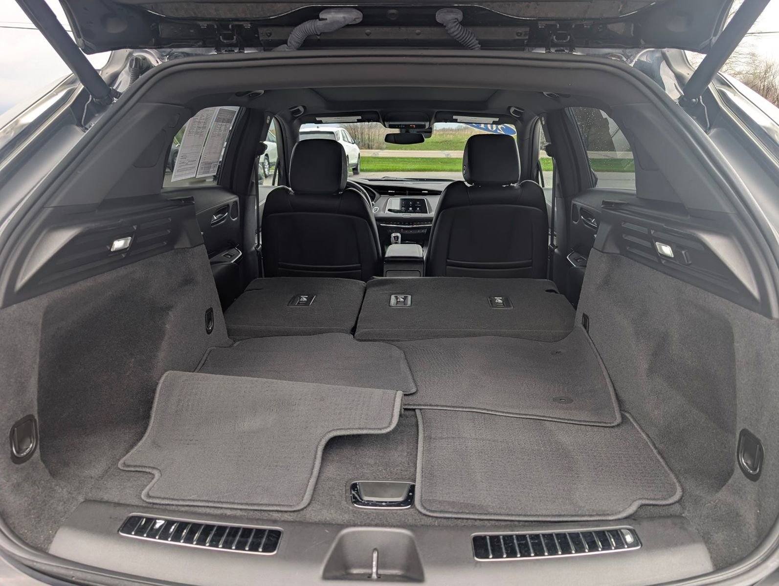 Used 2019 Cadillac XT4 Sport AWD/4WD image 30