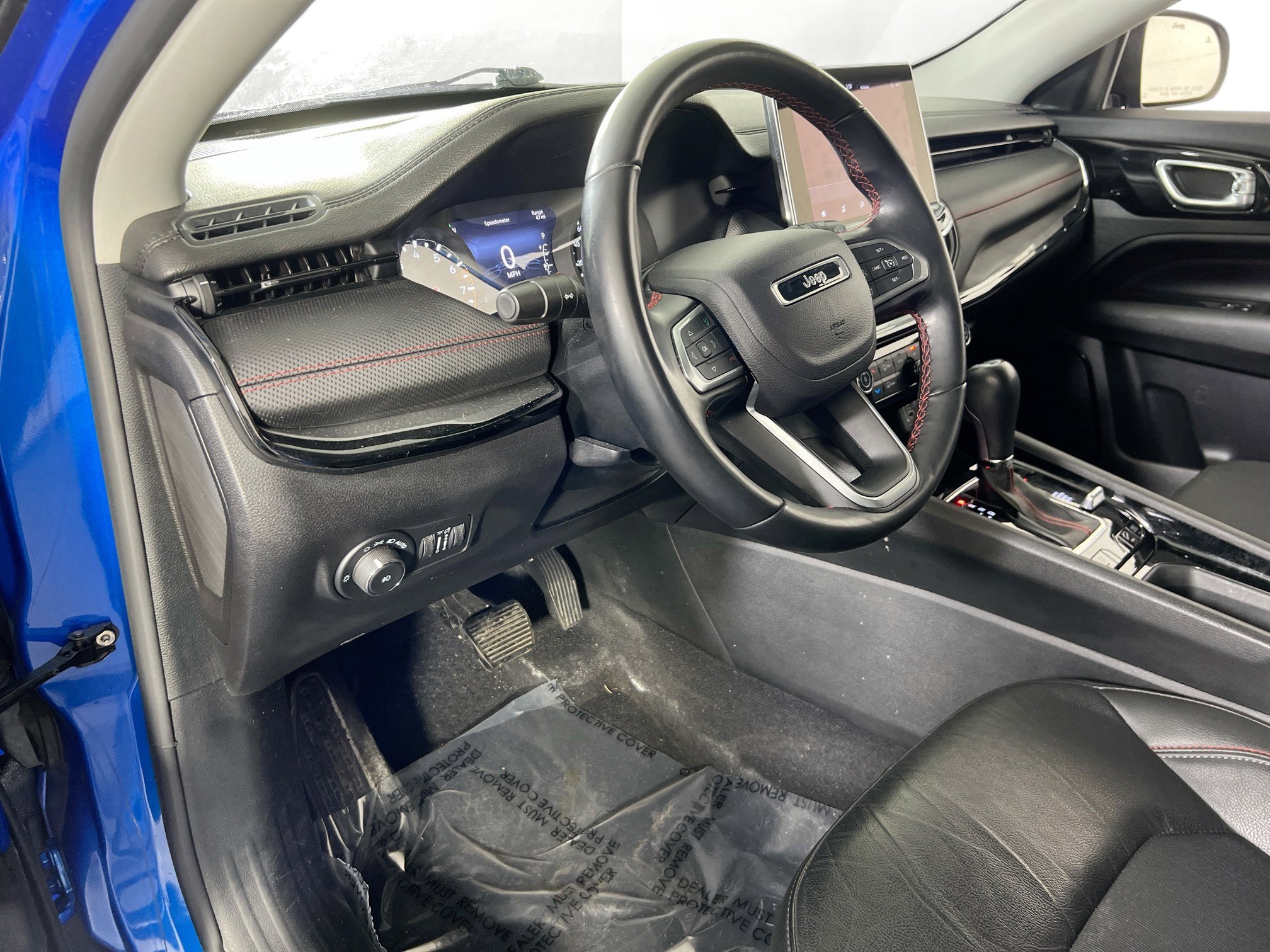 Used 2022 Jeep Compass Trailhawk w/ Trailhawk Convenience Group image 9