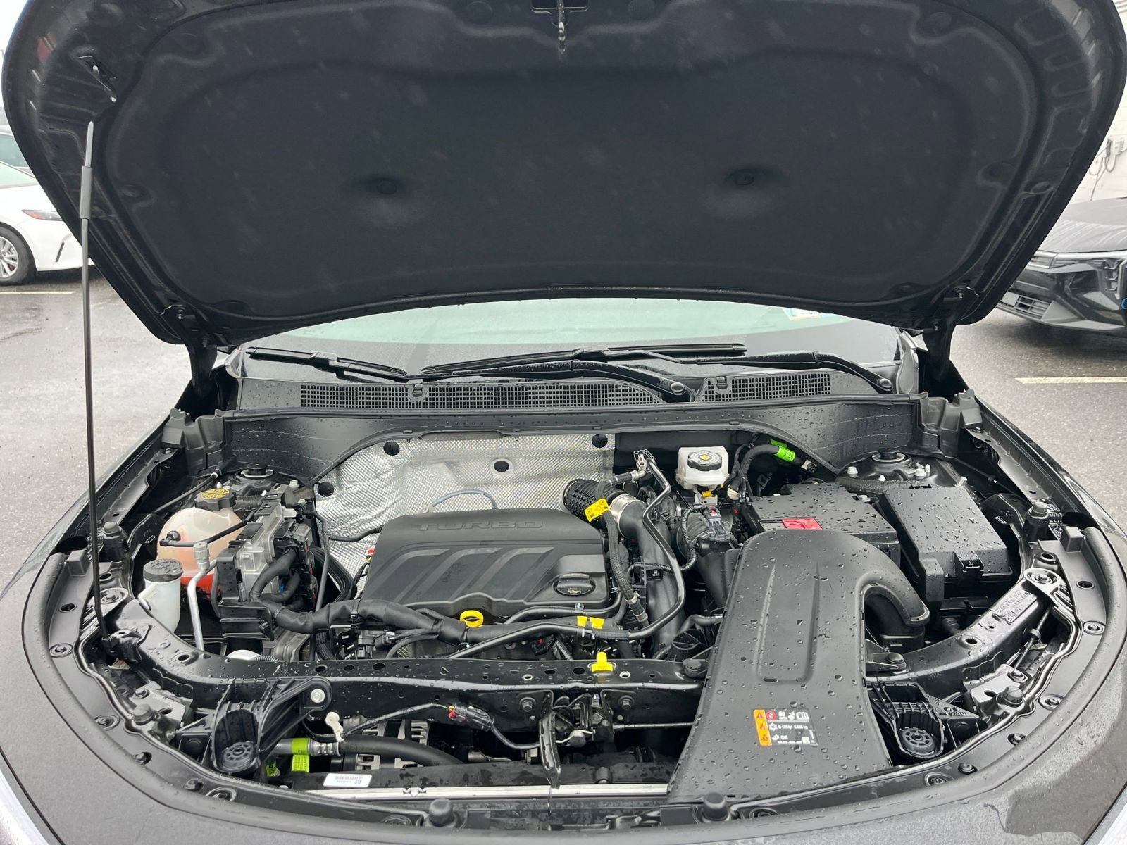 Used 2025 Buick Envista Preferred image 31