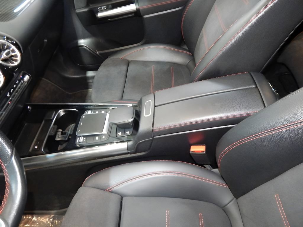 Used 2021 Mercedes-Benz GLA 45 AMG 4MATIC image 19