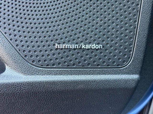 Used 2022 Kia Niro EX Premium image 27