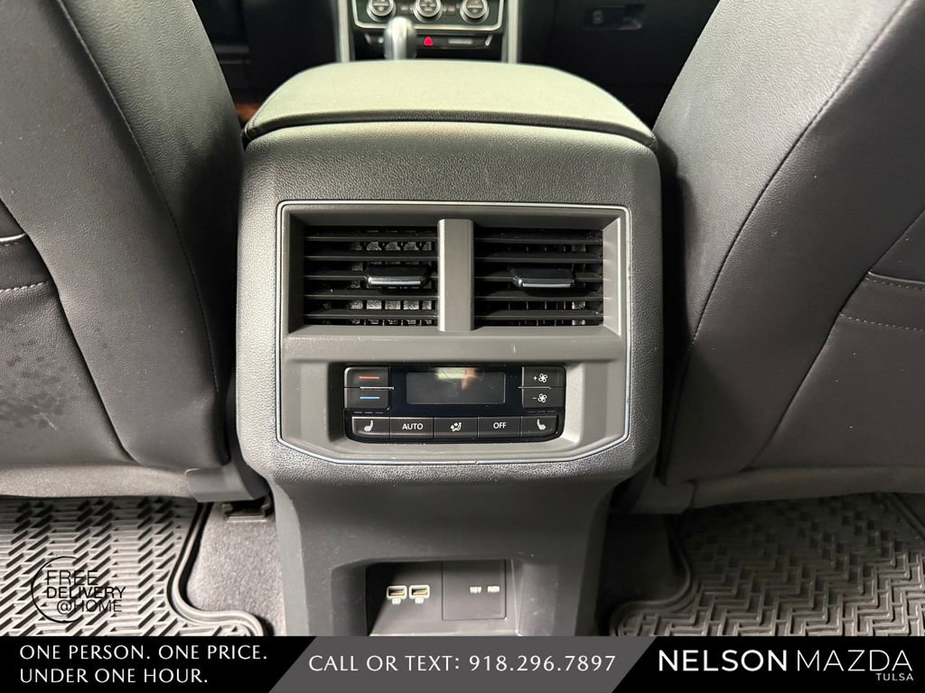 Used 2018 Volkswagen Atlas SEL Premium AWD/4WD image 43