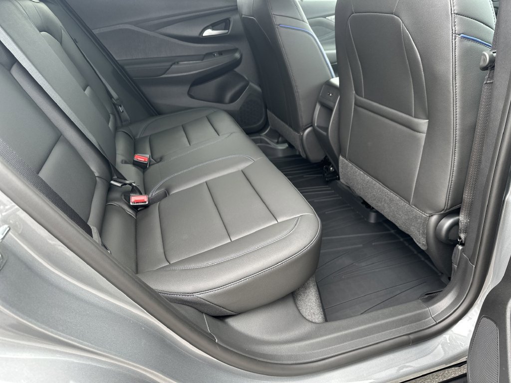 New 2026 Buick Envista Sport Touring w/ Convenience I Package FWD image 35