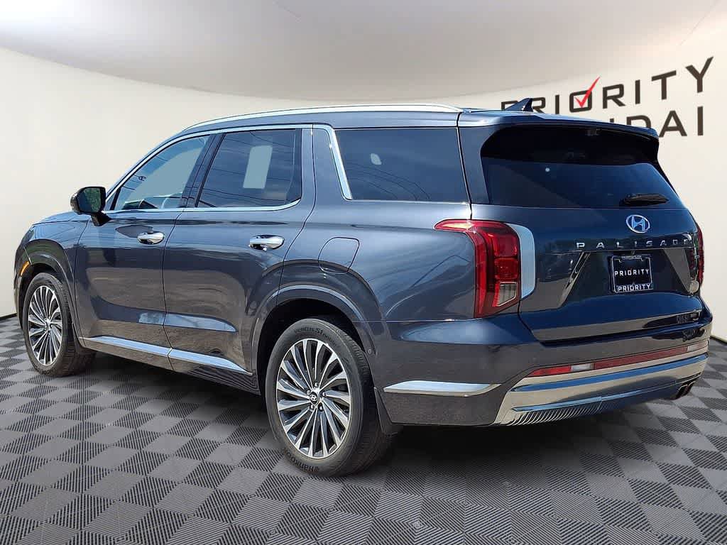 Used 2024 Hyundai Palisade Calligraphy image 6