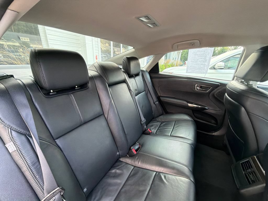 Used 2013 Toyota Avalon XLE FWD image 37