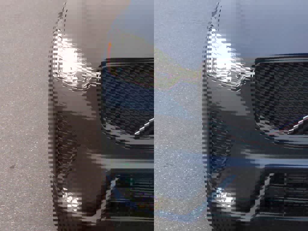 New 2026 Volvo XC60 B5 Plus w/ Protection Package Premier image 10