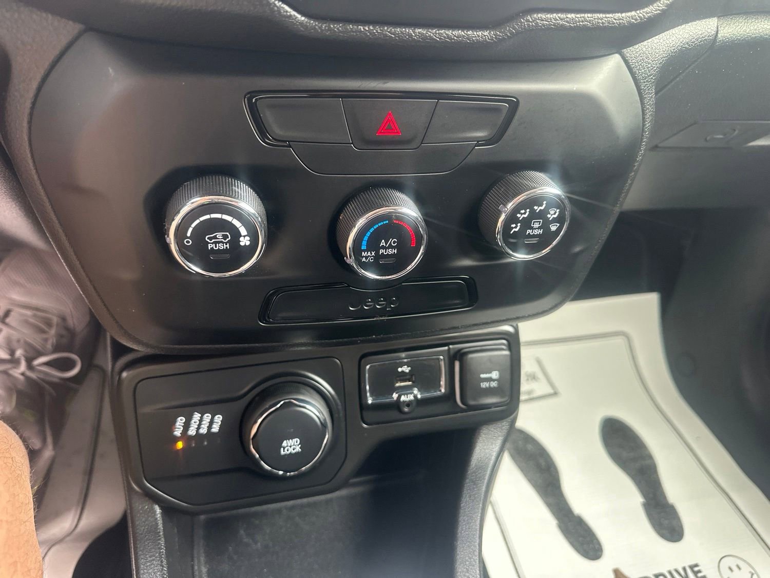 Used 2019 Jeep Renegade Sport AWD/4WD image 29