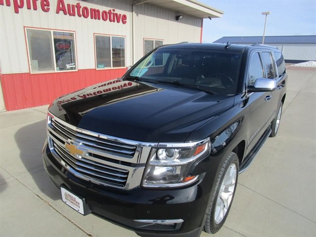 Used 2017 Chevrolet Suburban Premier AWD/4WD image 43