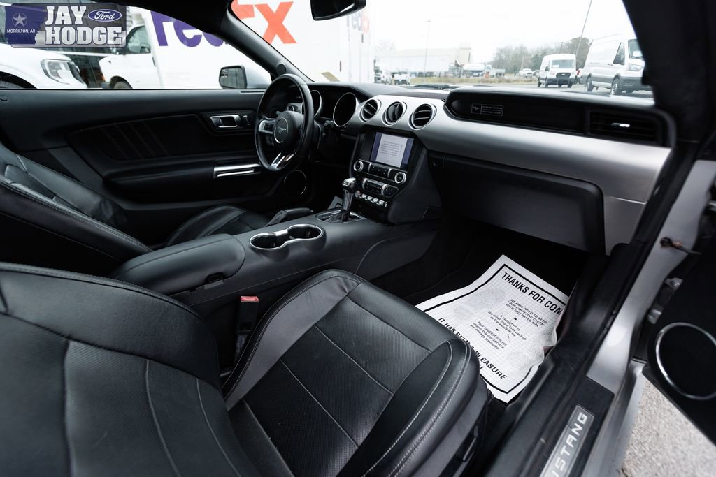 Used 2020 Ford Mustang Premium image 32
