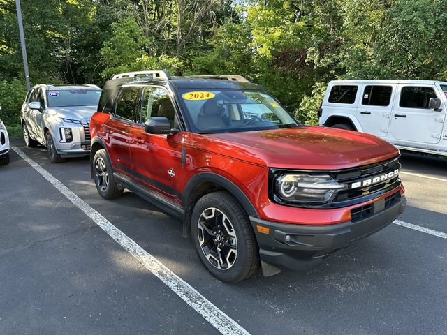 Used 2024 Ford Bronco Sport Outer Banks w/ Tech Package AWD/4WD image 11