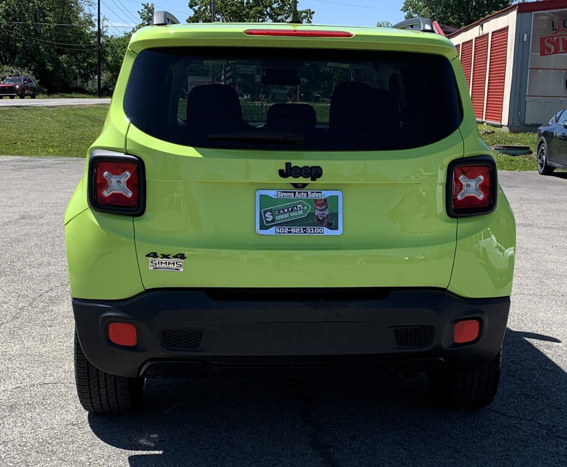 Used 2017 Jeep Renegade Altitude AWD/4WD image 4