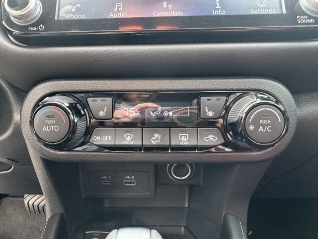 Used 2024 Nissan Kicks SR w/ SR Premium Package image 21