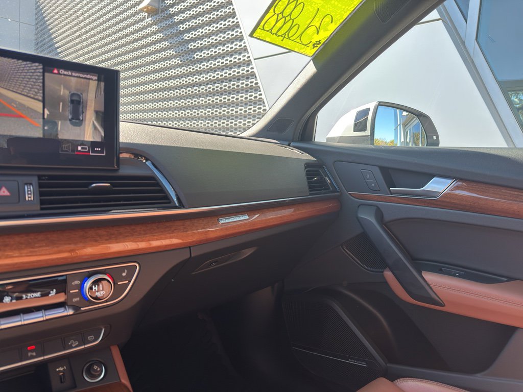 Used 2023 Audi Q5 e Premium Plus w/ Premium Plus Package image 28