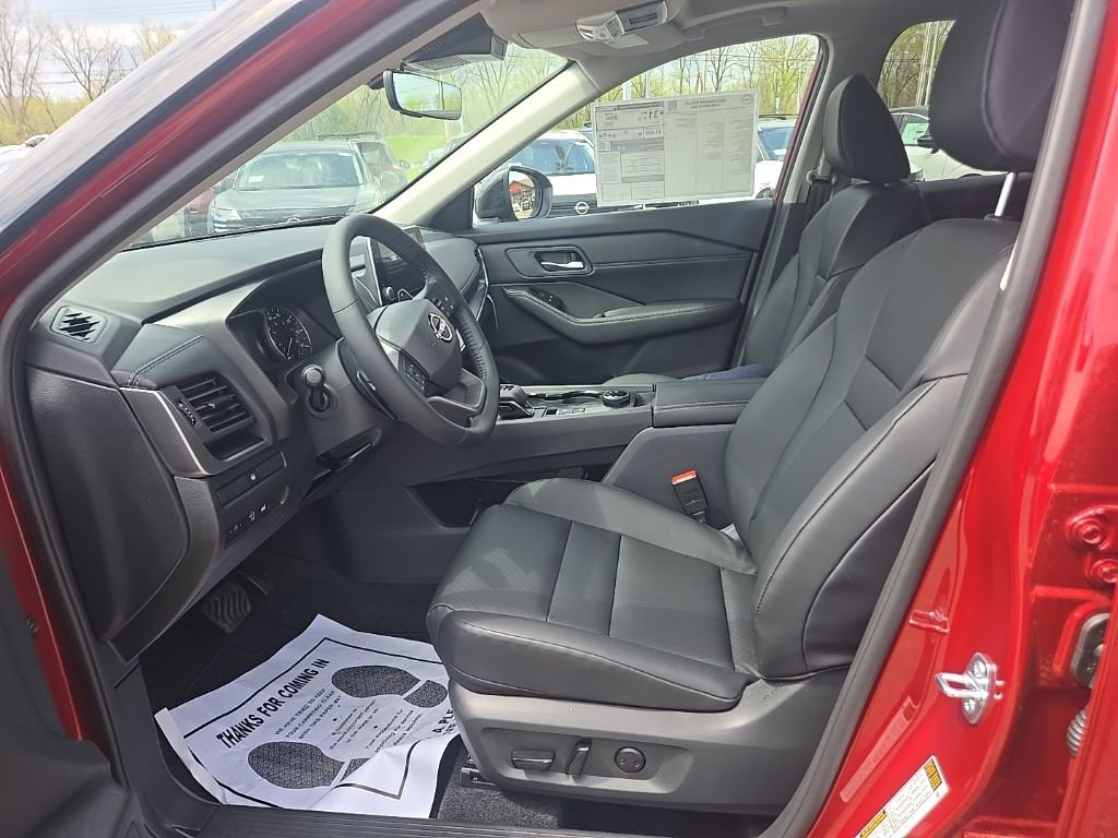 New 2026 Nissan Rogue SV image 8