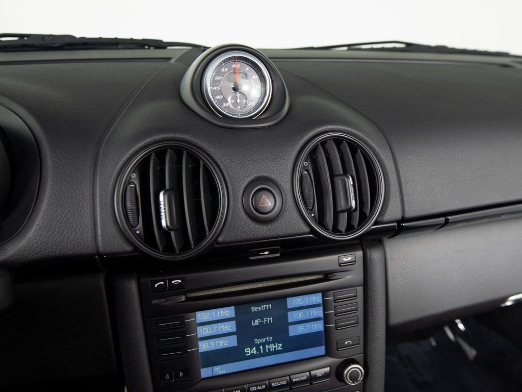 Used 2011 Porsche Boxster Spyder image 25